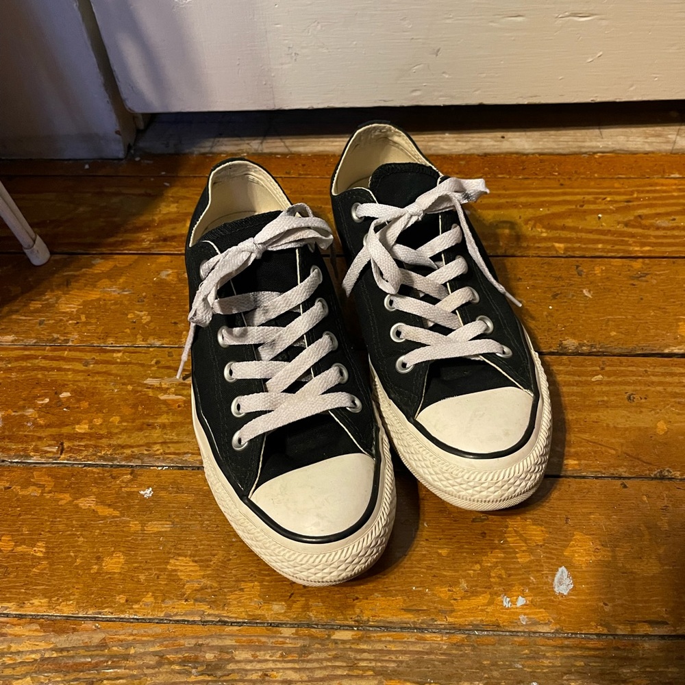 Black converse shoe size 7